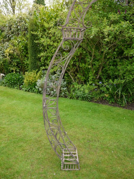 Outdoor Arch - Brown