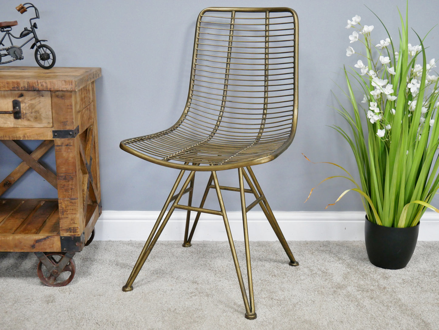 Metal Chair - Gold