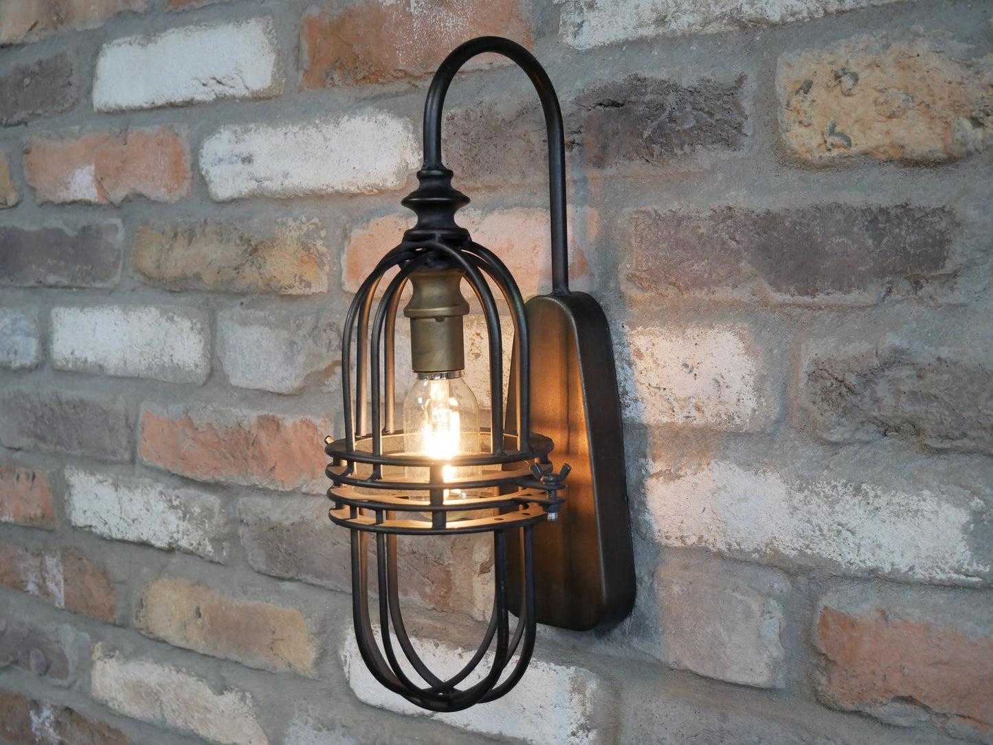 Industrial Wall Light - LED Battery operated