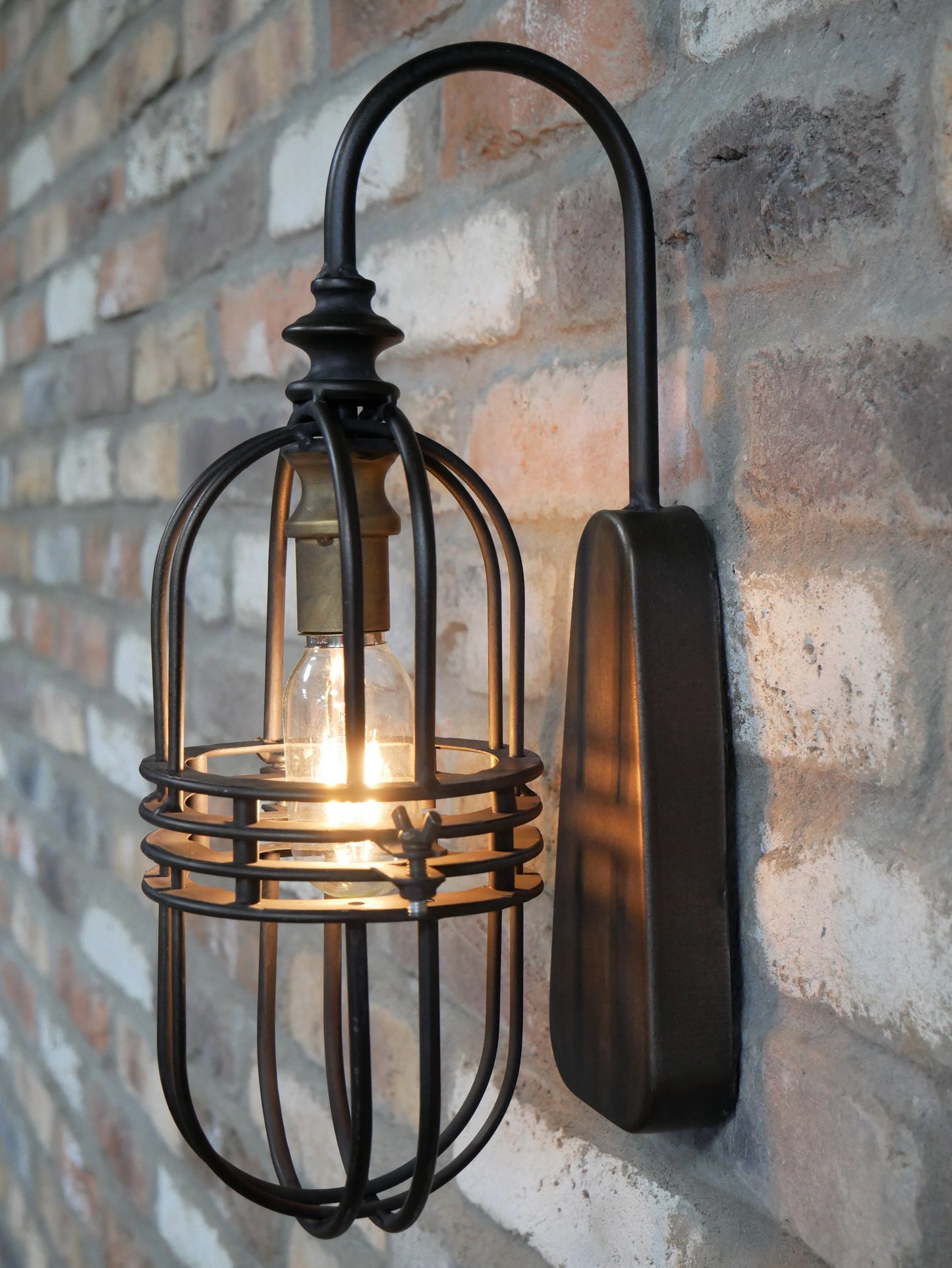 Industrial Wall Light - LED Battery operated