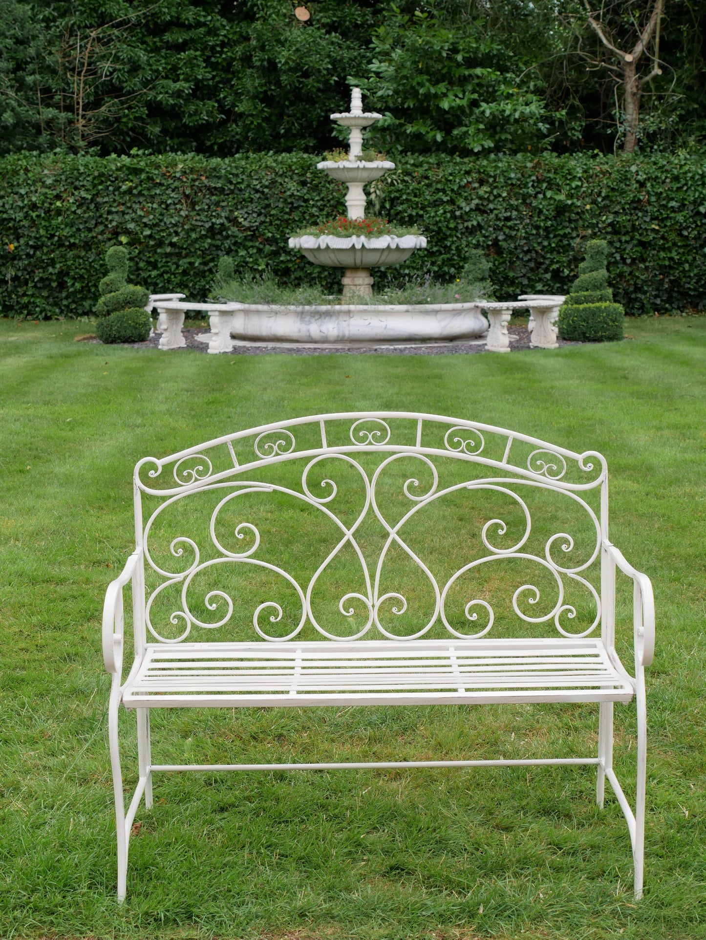 Outdoor Antique Cream Bench