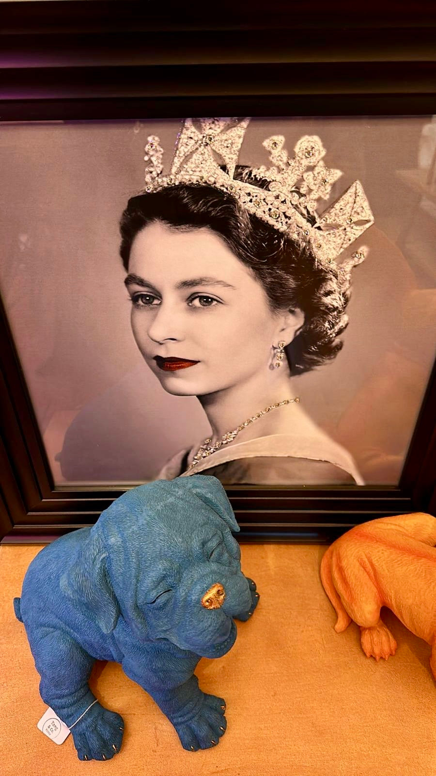 Queen Elizabeth Print In Matt Black Frame
