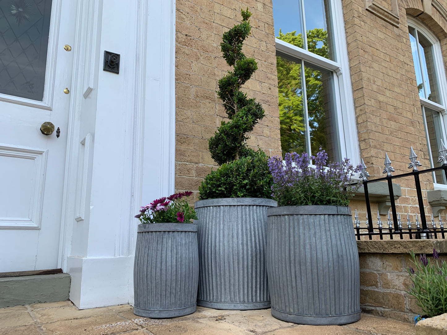 Set of 3 Round Planters