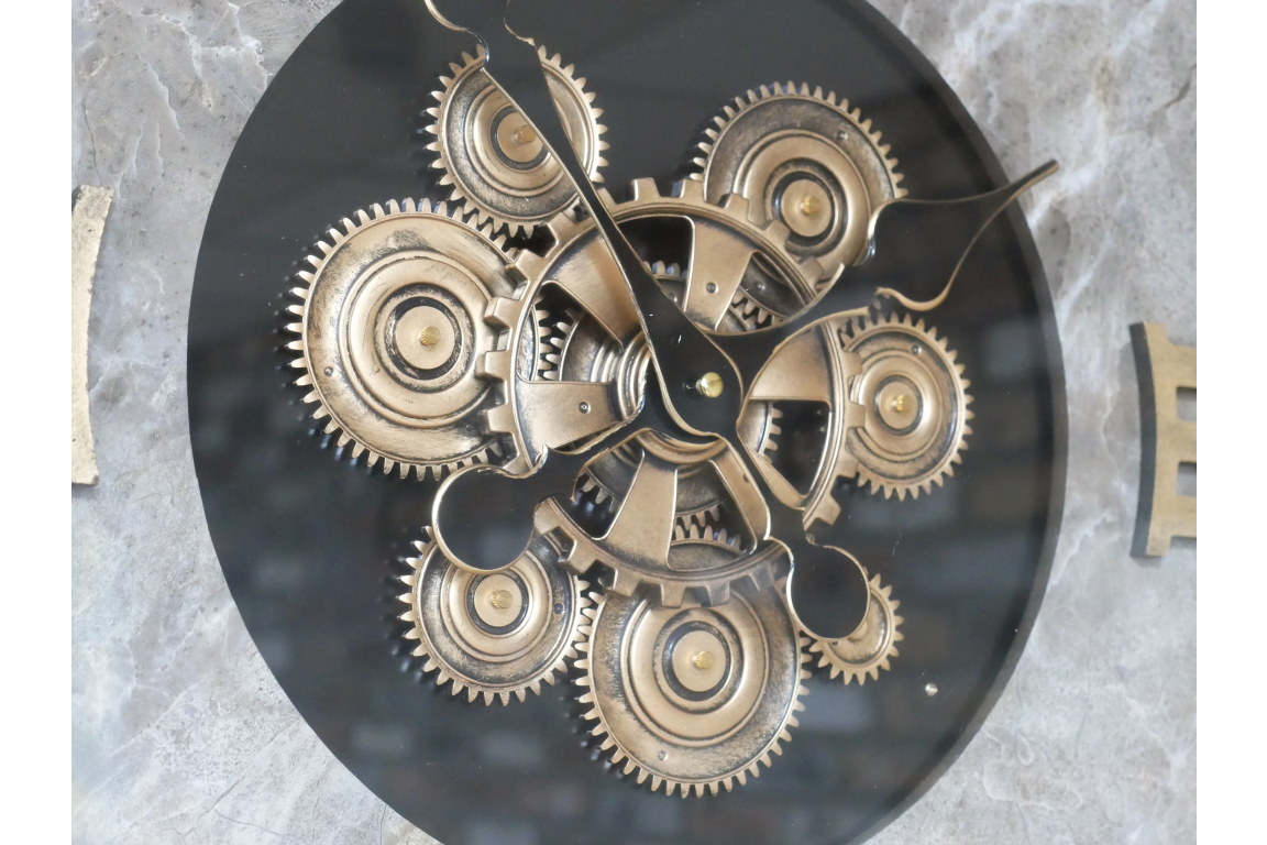 Marble effect cog clock