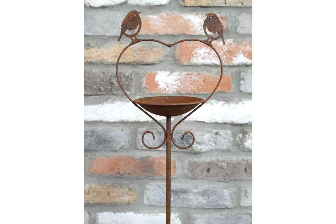 Rusty Garden Bird Feeder Stake - Heart