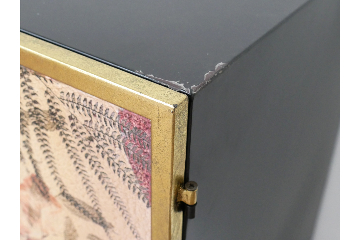 Sideboard Cabinet - Leaf Design 2 Door