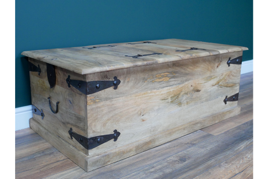 Trunk With Hinged Top