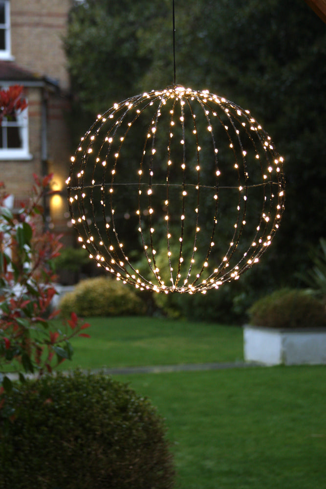 Sphere Garden Light